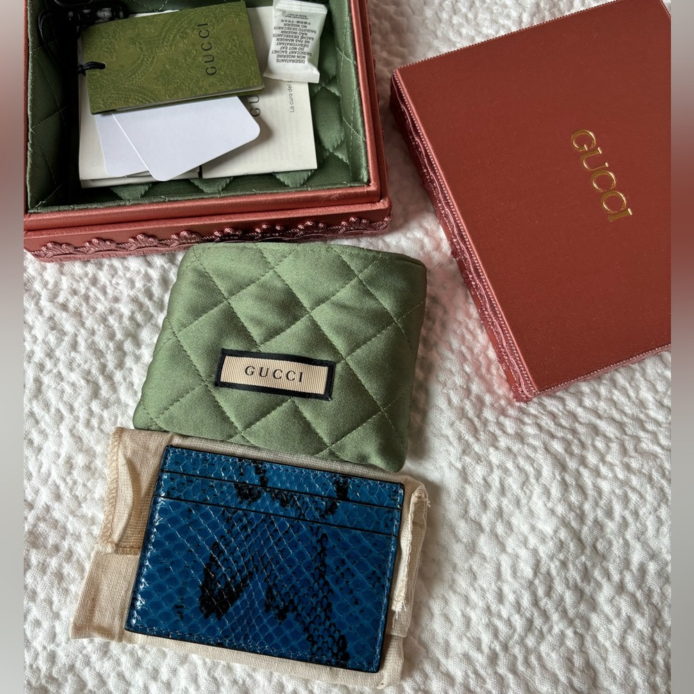 New Gucci python leather card holder